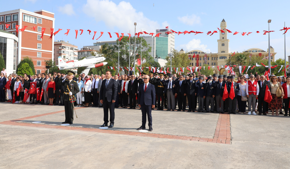 Engelli izcilerin “Atatürk ve Büyük Zafer Oratoryosu” törene damga vurdu